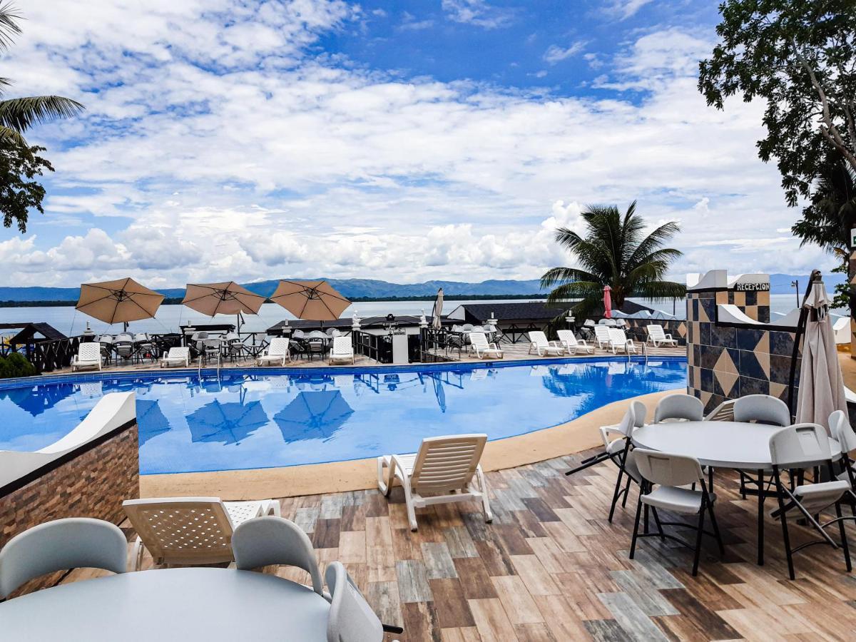 Hotel Mi Paraiso Rio Dulce Castillo de San Felipe Ngoại thất bức ảnh