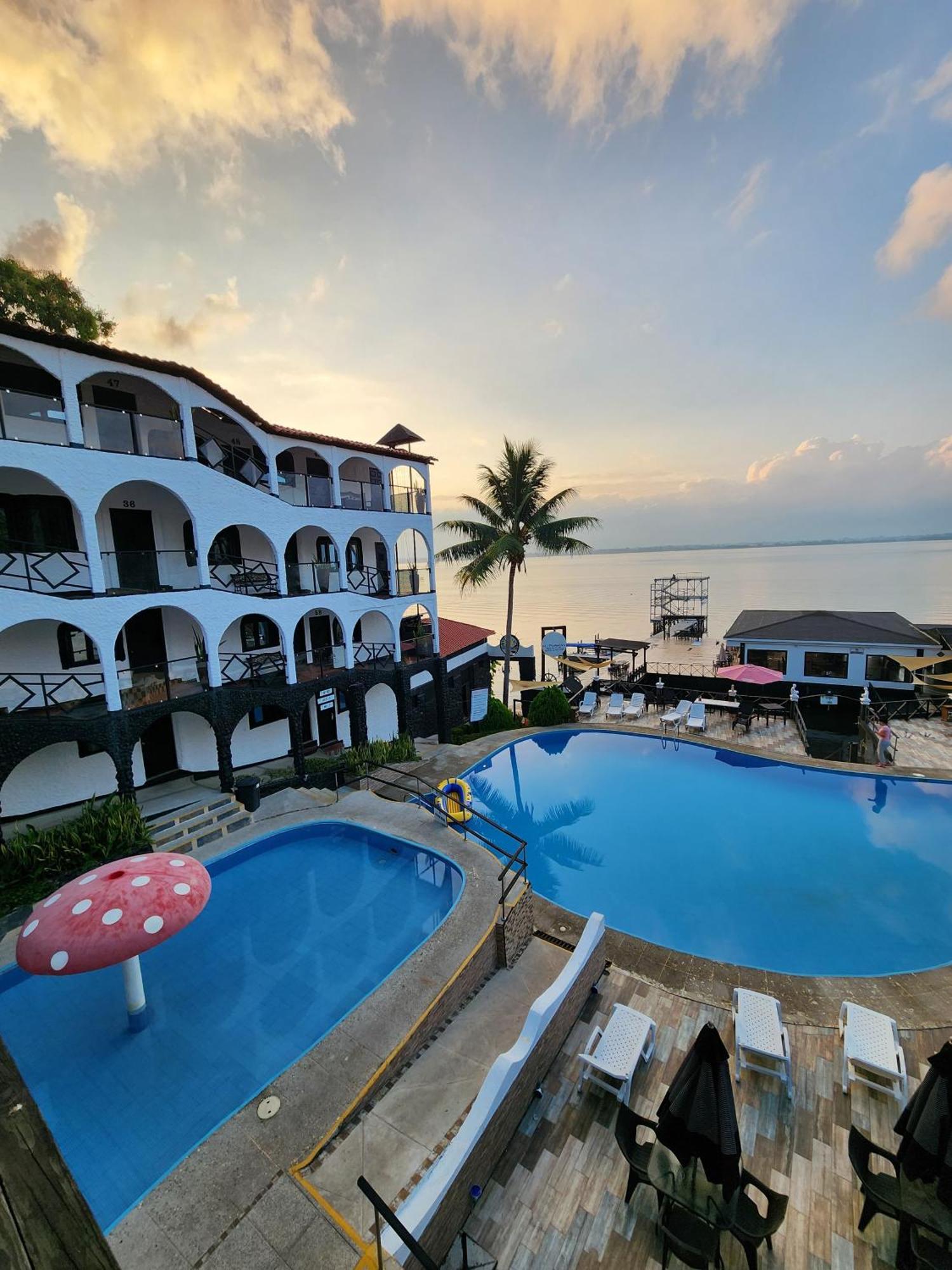 Hotel Mi Paraiso Rio Dulce Castillo de San Felipe Ngoại thất bức ảnh