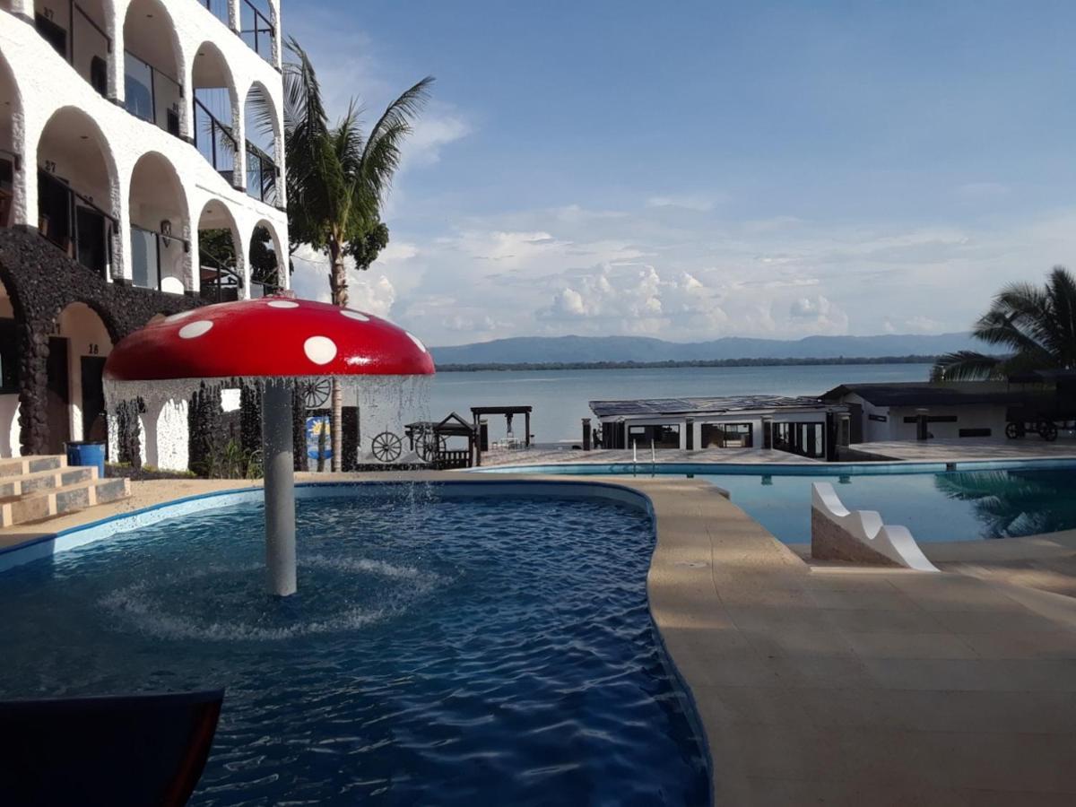 Hotel Mi Paraiso Rio Dulce Castillo de San Felipe Ngoại thất bức ảnh