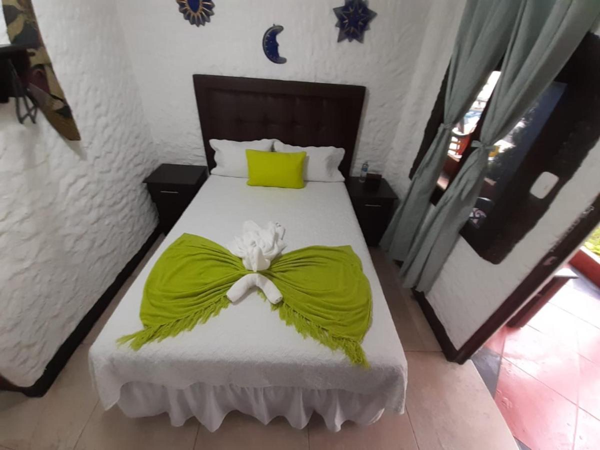 Hotel Mi Paraiso Rio Dulce Castillo de San Felipe Ngoại thất bức ảnh