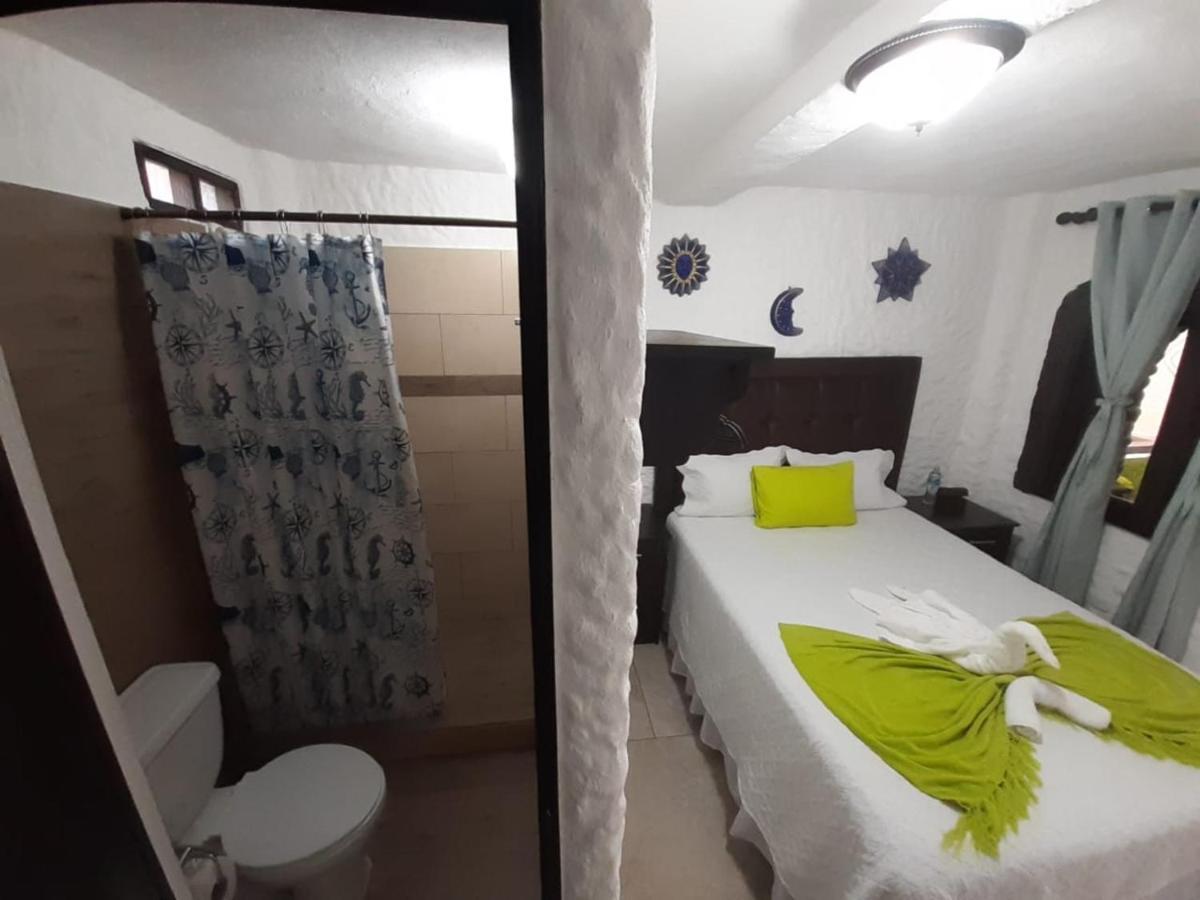 Hotel Mi Paraiso Rio Dulce Castillo de San Felipe Ngoại thất bức ảnh